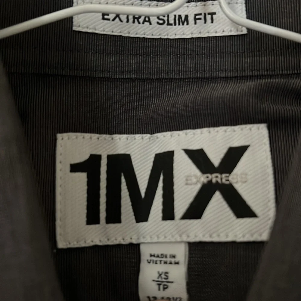 Express Button Up - Picture 2 of 3